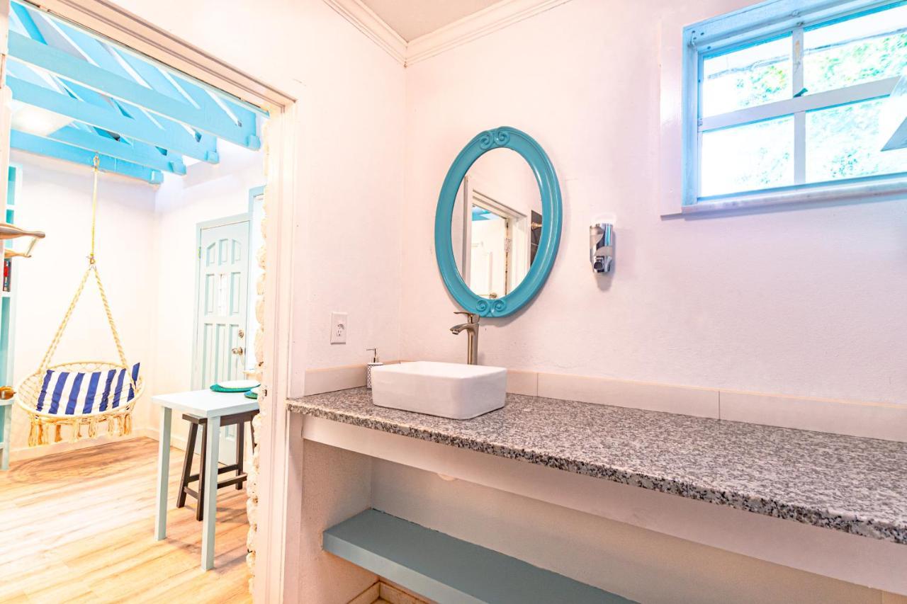Studio Candy At Viking Hill - Love Beach Nassau Exterior photo